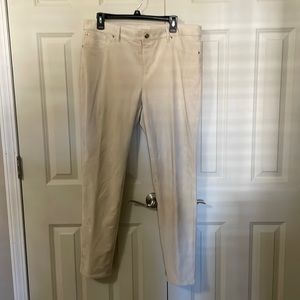 Chico’s sz 2 (LARGE/12) Faux suede pants in winter white.